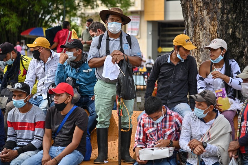 Campesinos amenazan con paro nacional indefinido si no se reúne el Gobierno con disidencia de las FARC