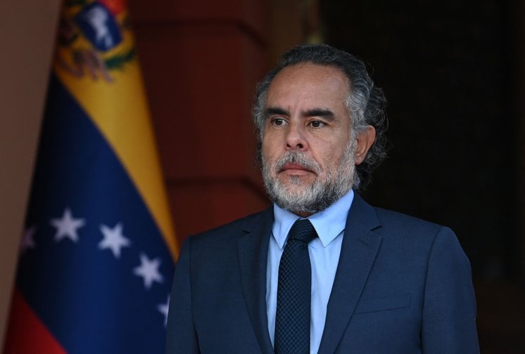 Benedetti aclara dudas: consulta popular no incluirá reelección presidencial