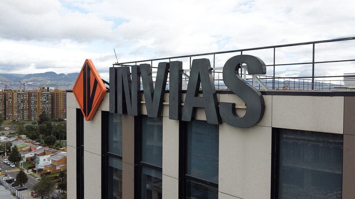 Fiscalía solicita investigar a 28 congresistas por presunta corrupción en el Invías