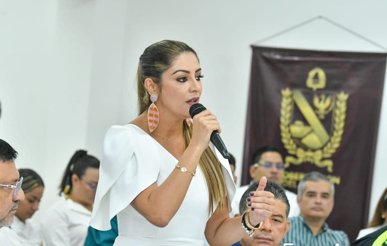 “Presidente Petro: ¡NO MIENTA SOBRE MÍ!” — La contundente respuesta de la gobernadora del Tolima que sacudió las redes