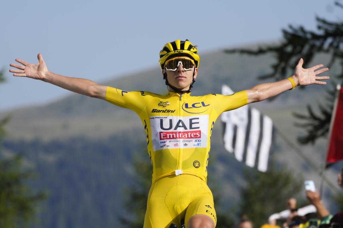 Pogacar hace historia con su cuarto Tour de Francia y Van Aert deslumbra en París