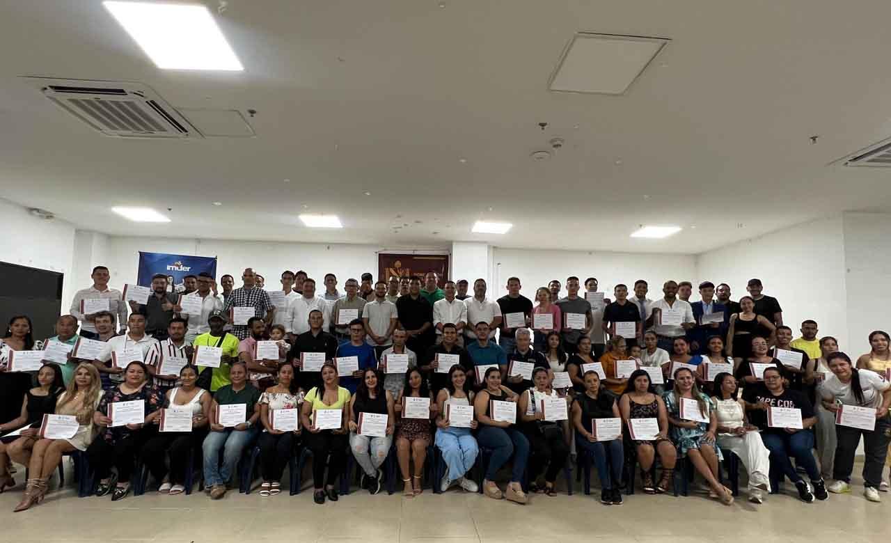 Más de 120 personas reciben certificación deportiva gracias a Indeportes Tolima