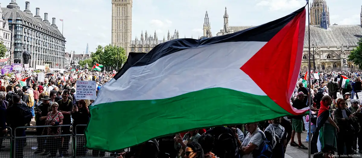 Crece la tensión diplomática: Reino Unido y Francia advierten a Israel tras reconocer al Estado Palestino